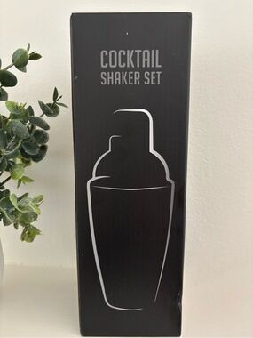 Cocktail Shaker Set – Silver